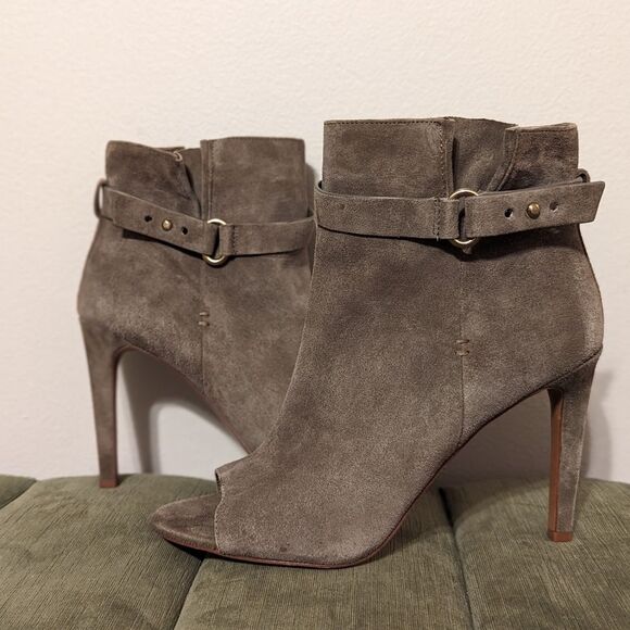 BCBGeneration Cassia Peep Toe Olive Suede Booties - Picture 1 of 10